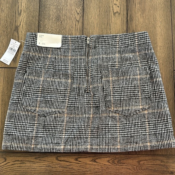 NWT | American Eagle Women’s Wool-Blend Hi-Rise Mini Skirt | Plaid | S | 4 - Picture 2 of 11
